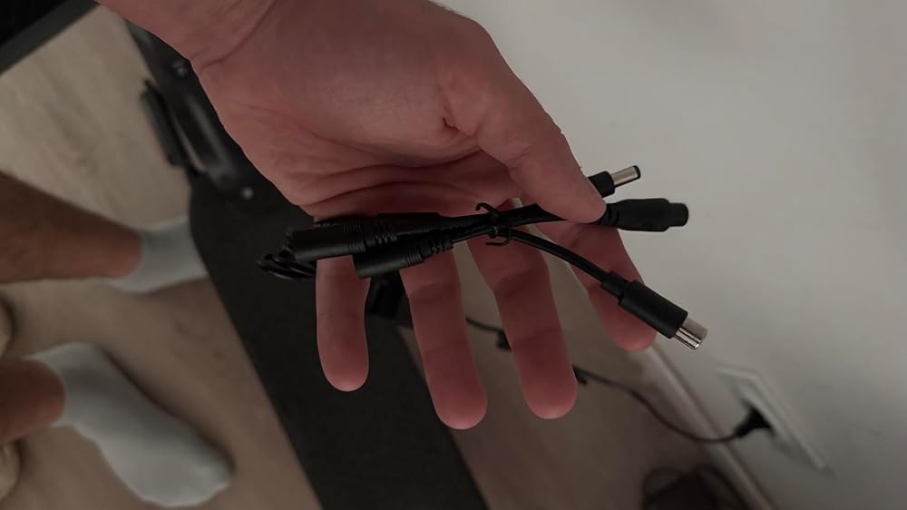 Photo partagée par un acheteur de Chargeur 42 V 2 A – 4 connecteurs