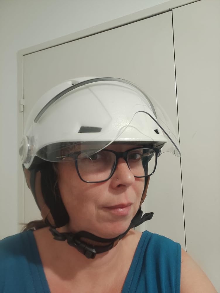 Photo partagée par un acheteur de Casque CASR Style – urbain, visière amovible